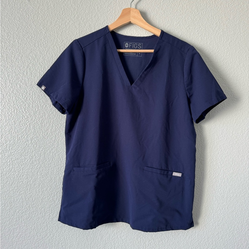 EUC Navy Figs Casma 3-Pocket Scrub Top